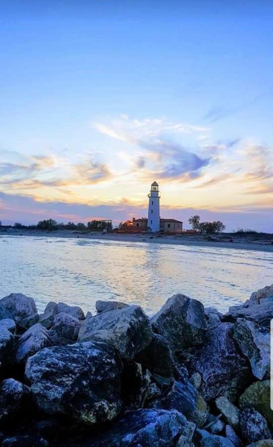 La Cueva Del Faro Hotel Gorino Ferrarese Eksteriør billede